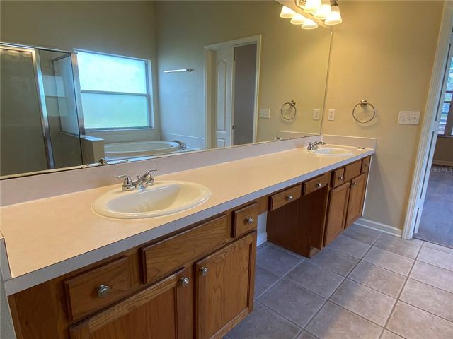 5626 RIVA RIDGE DRIVE, Wesley Chapel, FL 33544