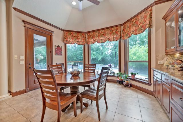 3 Quinns Cabin Court, Conroe, TX 77304