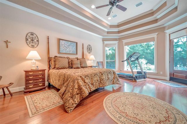 3 Quinns Cabin Court, Conroe, TX 77304