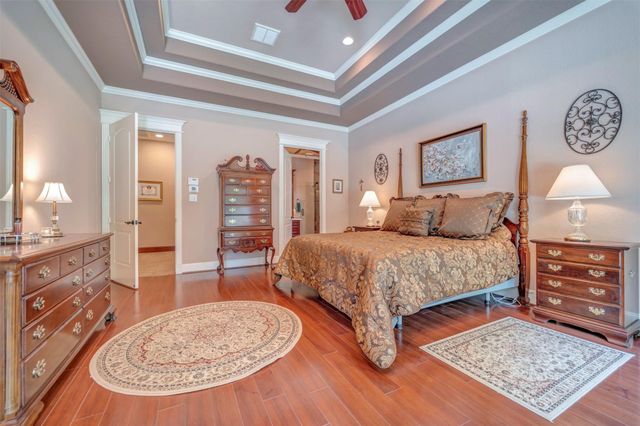 3 Quinns Cabin Court, Conroe, TX 77304