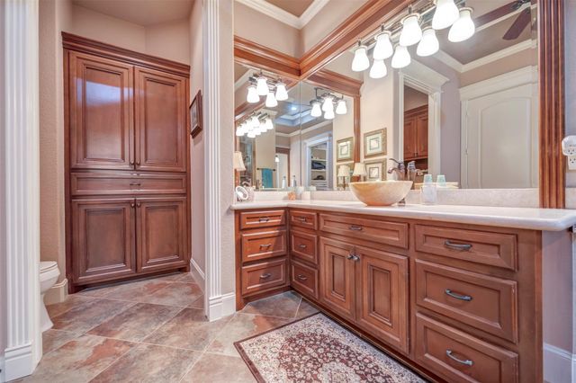 3 Quinns Cabin Court, Conroe, TX 77304