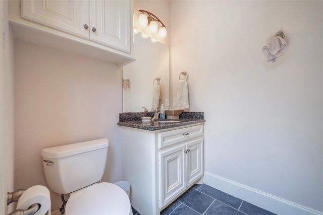 3 Quinns Cabin Court, Conroe, TX 77304