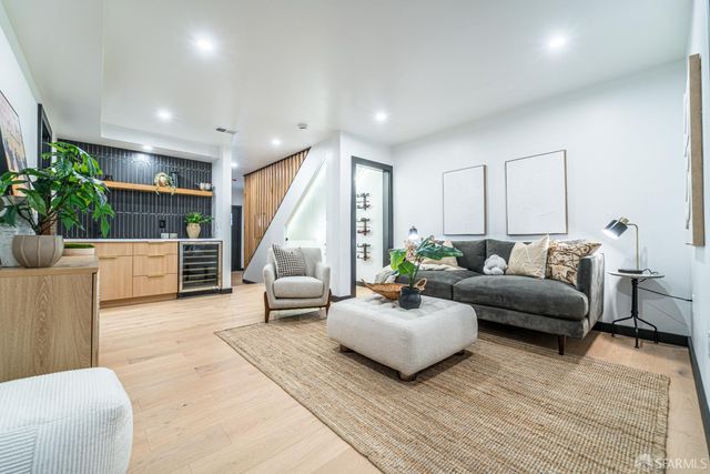 165 Valparaiso Street, San Francisco, CA 94133