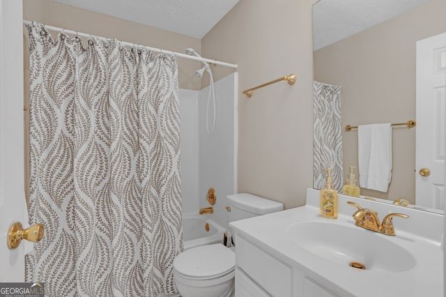 2983 Bancroft Glen NW, Kennesaw, GA 30144