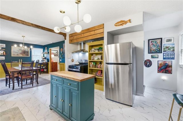 19211 S Beattie Road, Pleasant Hill, MO 64080