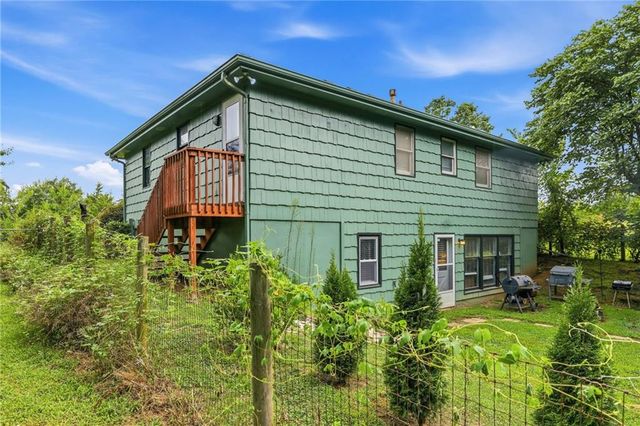 19211 S Beattie Road, Pleasant Hill, MO 64080