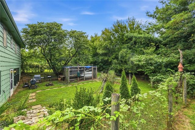 19211 S Beattie Road, Pleasant Hill, MO 64080