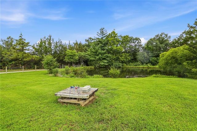 19211 S Beattie Road, Pleasant Hill, MO 64080