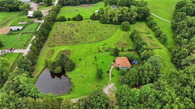 19211 S Beattie Road, Pleasant Hill, MO 64080