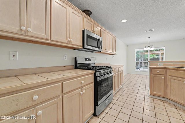 13143 Hawthorn Place, Gulfport, MS 39503