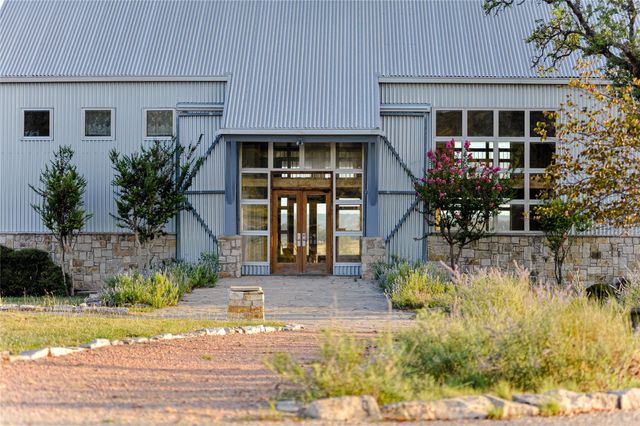 1213 Kott Rd RD, Fredericksburg, TX 78624