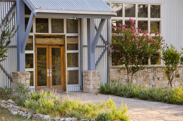 1213 Kott Rd RD, Fredericksburg, TX 78624