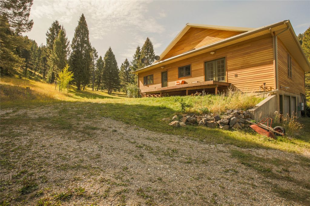 240 Tizer Lake Road, Jefferson City, MT 59638 photo 4
