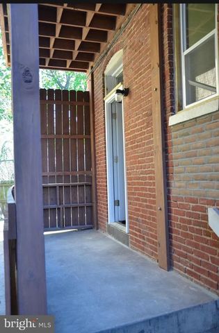 125 E LEMON ST, Lancaster, PA 17602