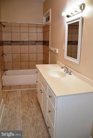 125 E LEMON ST, Lancaster, PA 17602