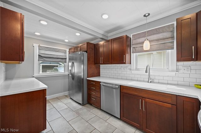 337 Harvard Avenue, Elyria, OH 44035