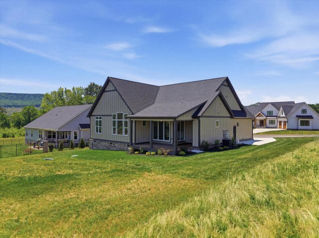 349 Clubhouse Drive, Jasper, TN 37347