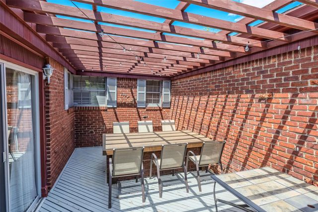 511 Milligan Lane, West Islip, NY 11795