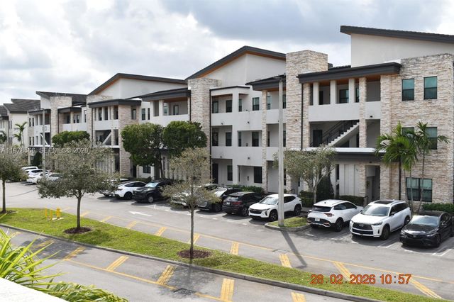 7855 NW 104th Ave 24, Doral, FL 33178