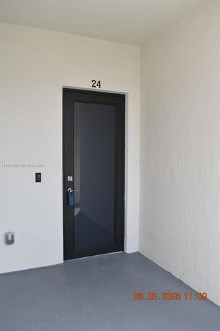 7855 NW 104th Ave 24, Doral, FL 33178