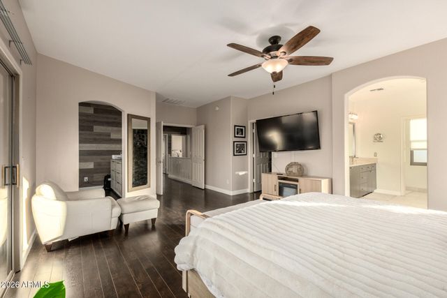 4207 S COZY Way, Gilbert, AZ 85297