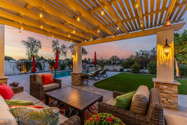 4207 S COZY Way, Gilbert, AZ 85297