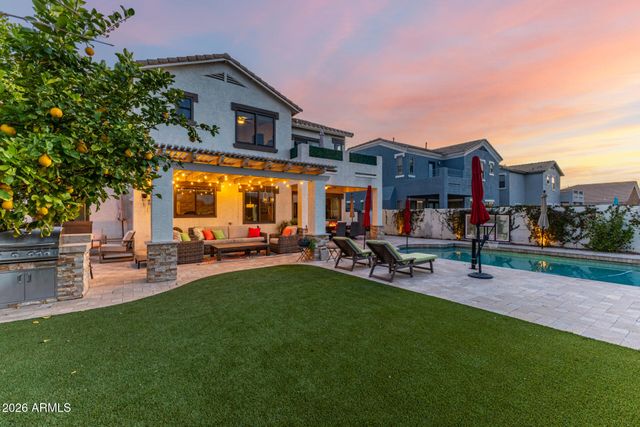 4207 S COZY Way, Gilbert, AZ 85297