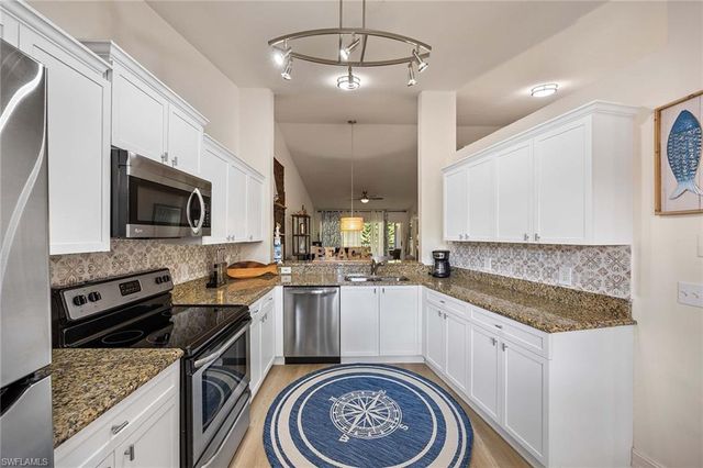 640 Luisa LN 804-4, Naples, FL 34104