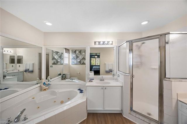 640 Luisa LN 804-4, Naples, FL 34104