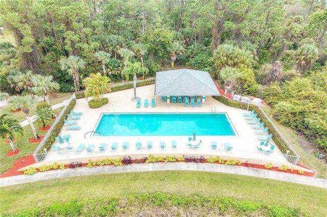 640 Luisa LN 804-4, Naples, FL 34104
