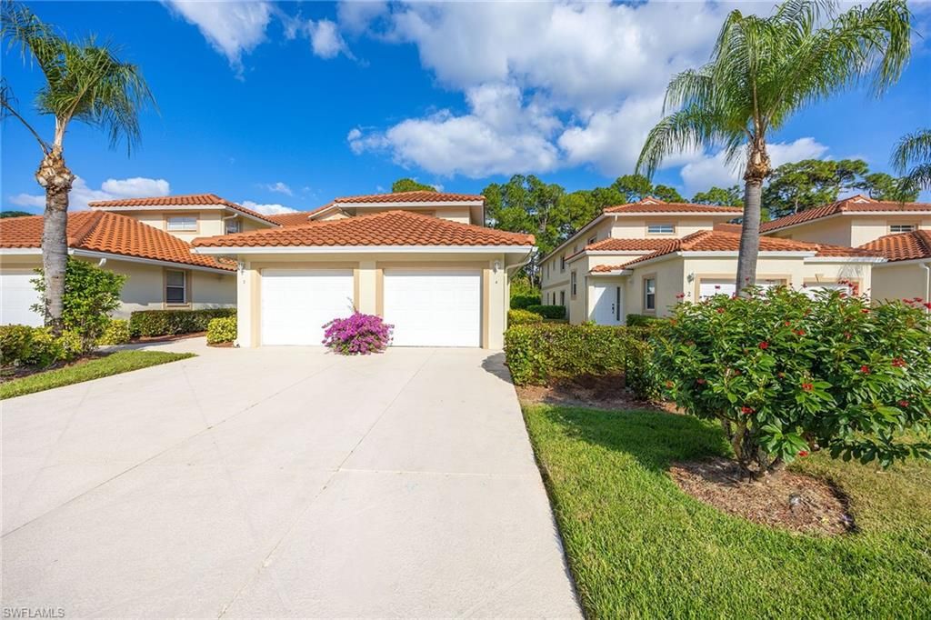 640 Luisa LN 804-4, Naples, FL 34104