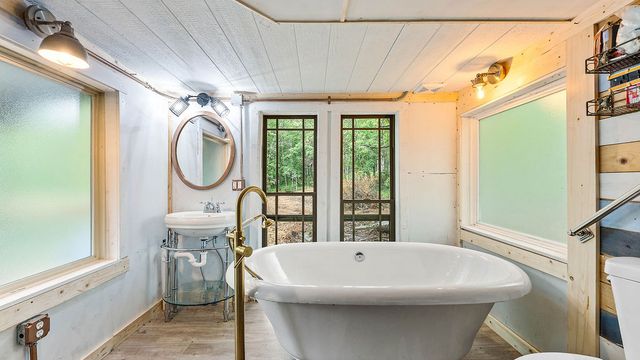225 Hill Street, Winslow, AR 72759