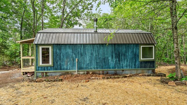 225 Hill Street, Winslow, AR 72759