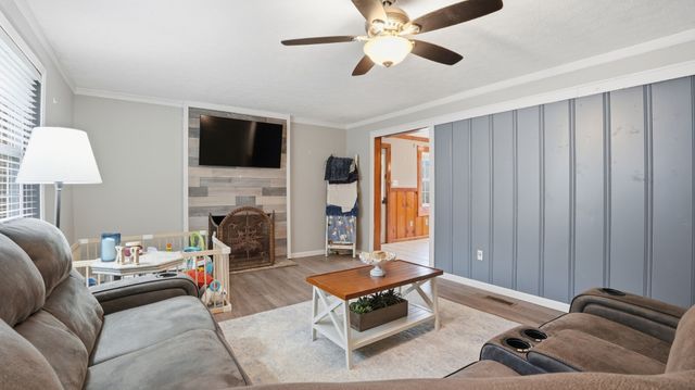 7610 SR 50, Pelham, TN 37366