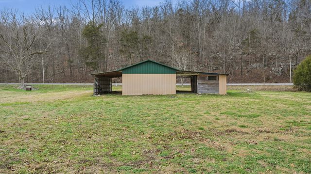 7610 SR 50, Pelham, TN 37366