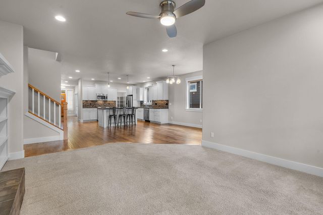 19147 Park Commons Drive, Bend, OR 97703