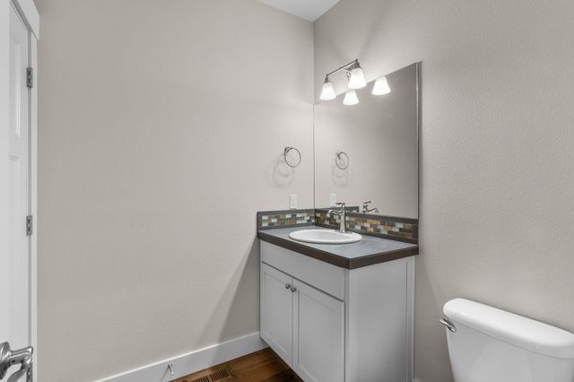 19147 Park Commons Drive, Bend, OR 97703