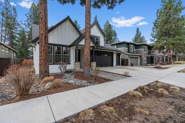 19147 Park Commons Drive, Bend, OR 97703