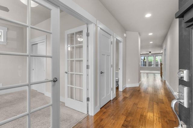 19147 Park Commons Drive, Bend, OR 97703