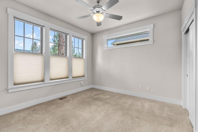 19147 Park Commons Drive, Bend, OR 97703