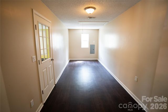 10737 Spruce Mountain Road, Charlotte, NC 28214