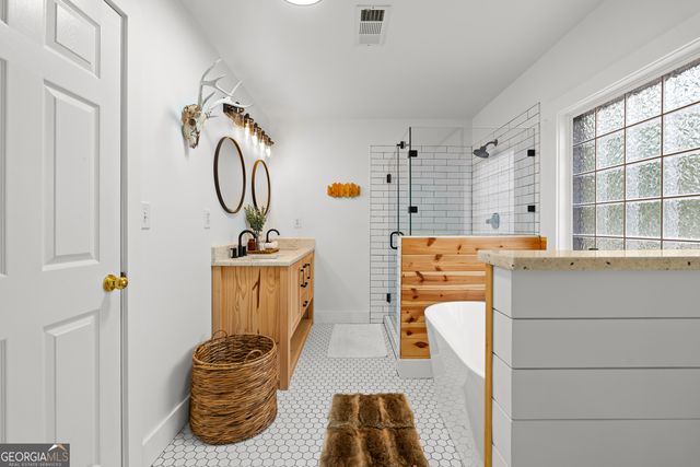 3749 SW East Fairview Road, Stockbridge, GA 30281