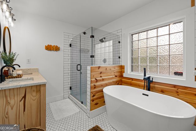 3749 SW East Fairview Road, Stockbridge, GA 30281