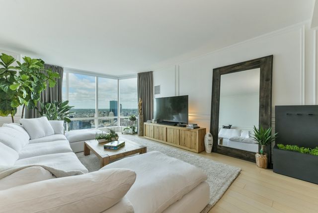 1 Franklin St. 5101, Boston, MA 02110