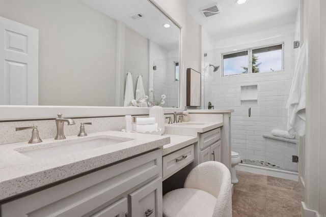 1840 Sienna Canyon Drive, Encinitas, CA 92024