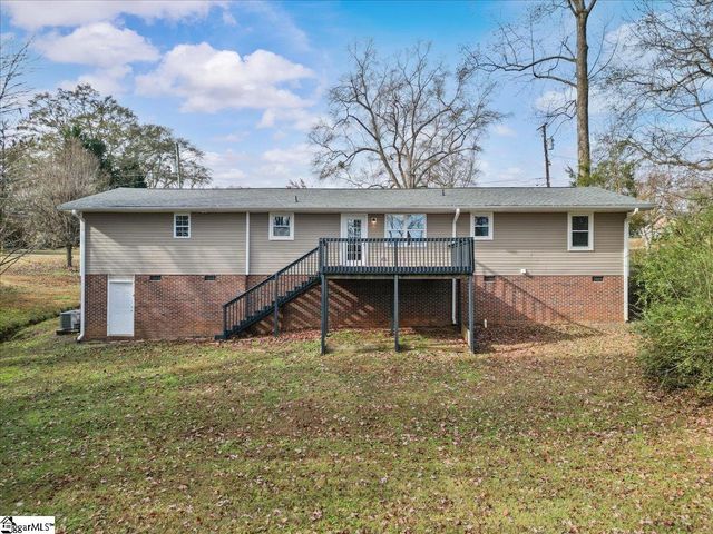 104 Cascade Drive, Greer, SC 29651