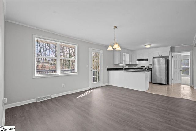 104 Cascade Drive, Greer, SC 29651