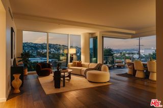 9000 W 3rd Street 403, Los Angeles, CA 90048