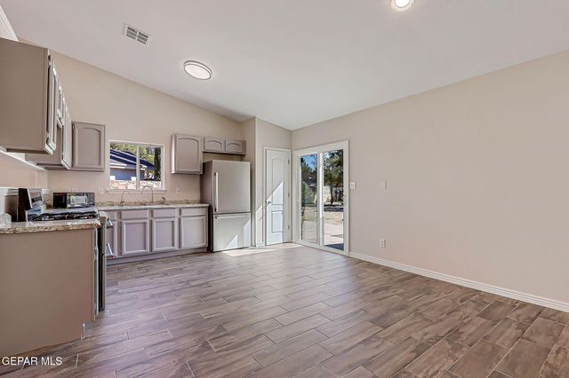 3424 BELFRY PARK Drive, El Paso, TX 79936