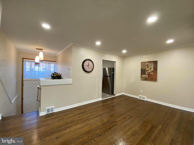 3528 W CROWN AVE, Philadelphia, PA 19114
